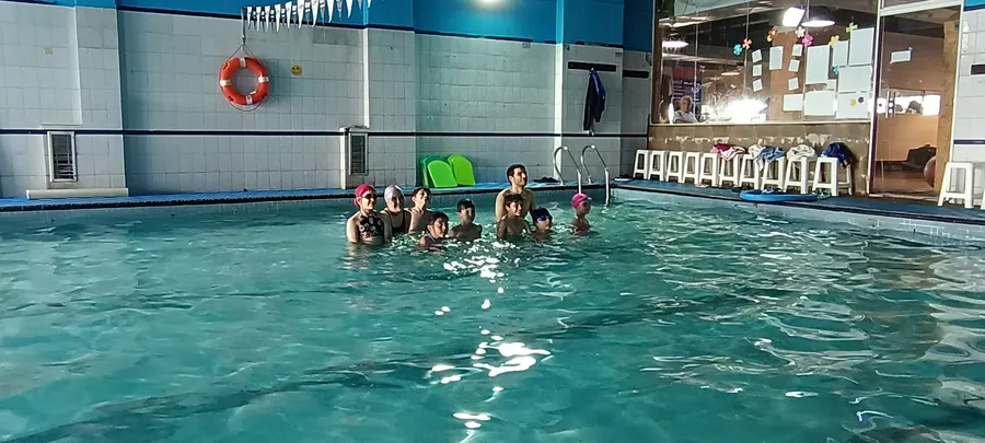 Natación para chicos en Relax Centro Deportivo, Parque Chacabuco